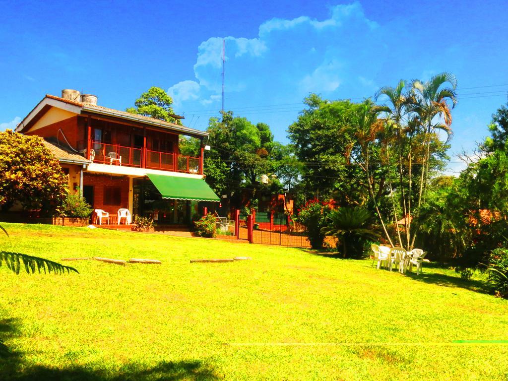 Hostel y Posada Colibri Puerto Iguazú Exterior foto